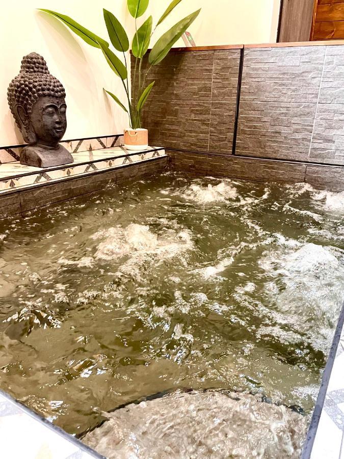 Thermal Apartmanok Raday 4 - Zendaya Hajdúszoboszló Exteriör bild